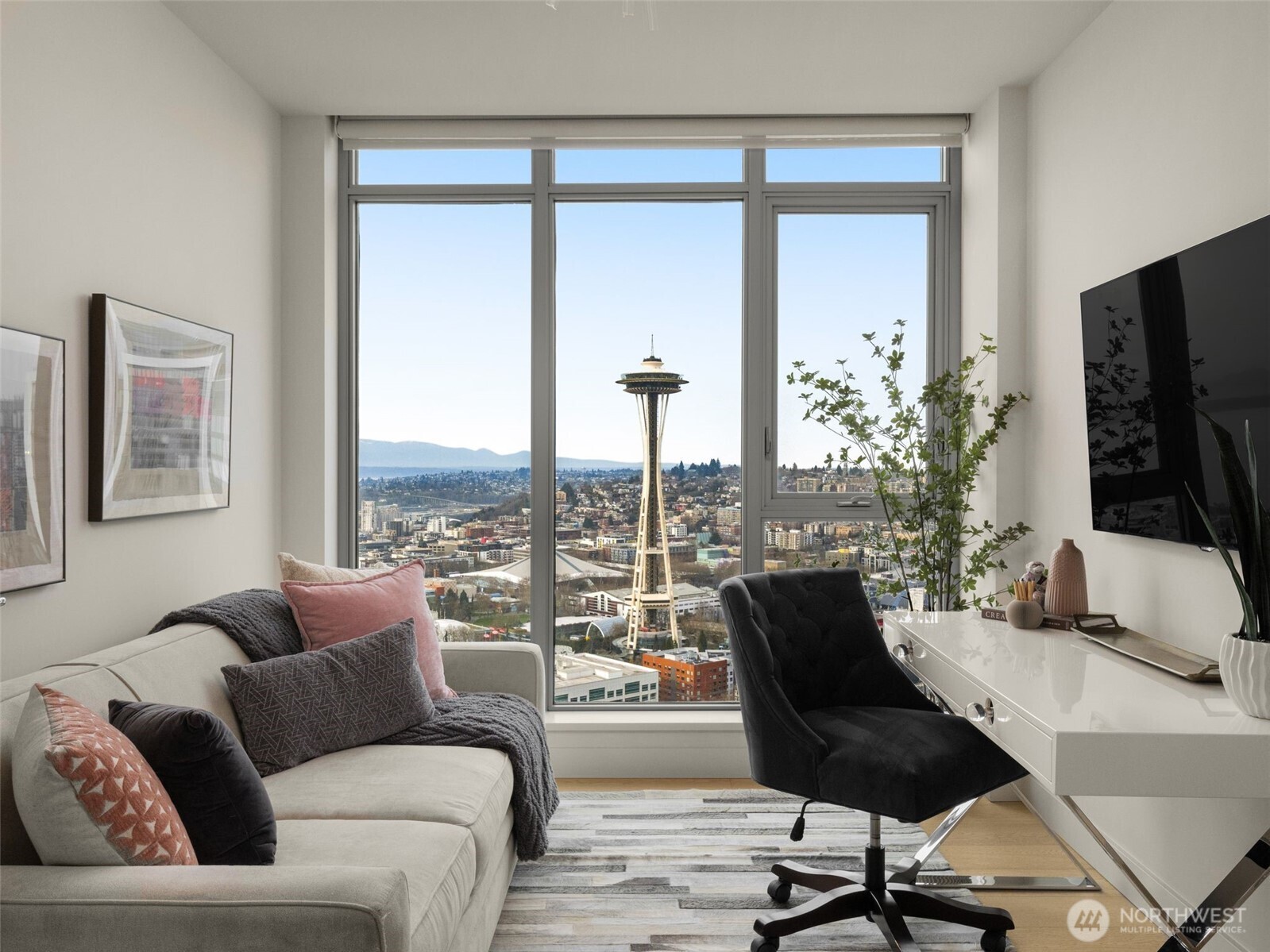 583 Battery Street, Unit 3802N Seattle, WA 98121 - Photo 10 of 32