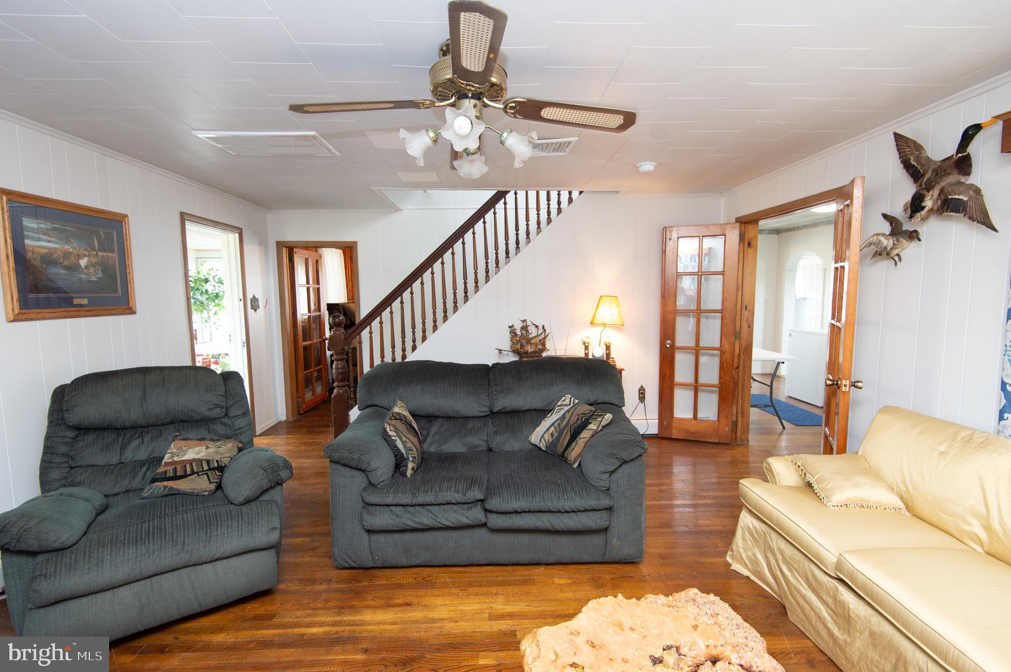 2104 Wingate Bishops Head Road Wingate, MD 21675 - Photo 4 of 28 living room