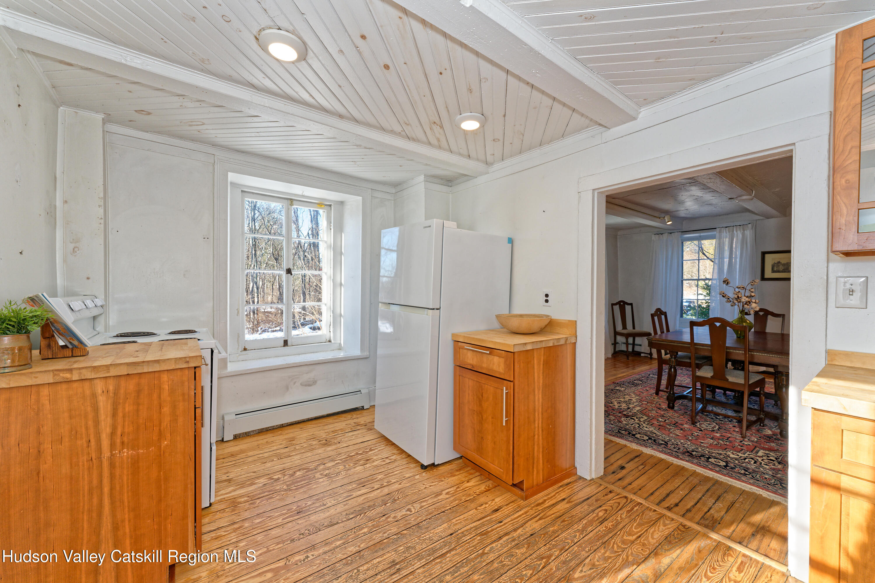 3953-3955 Highway 209 Stone Ridge, NY 12484 - Photo 13 of 69 5 Kitchen 3