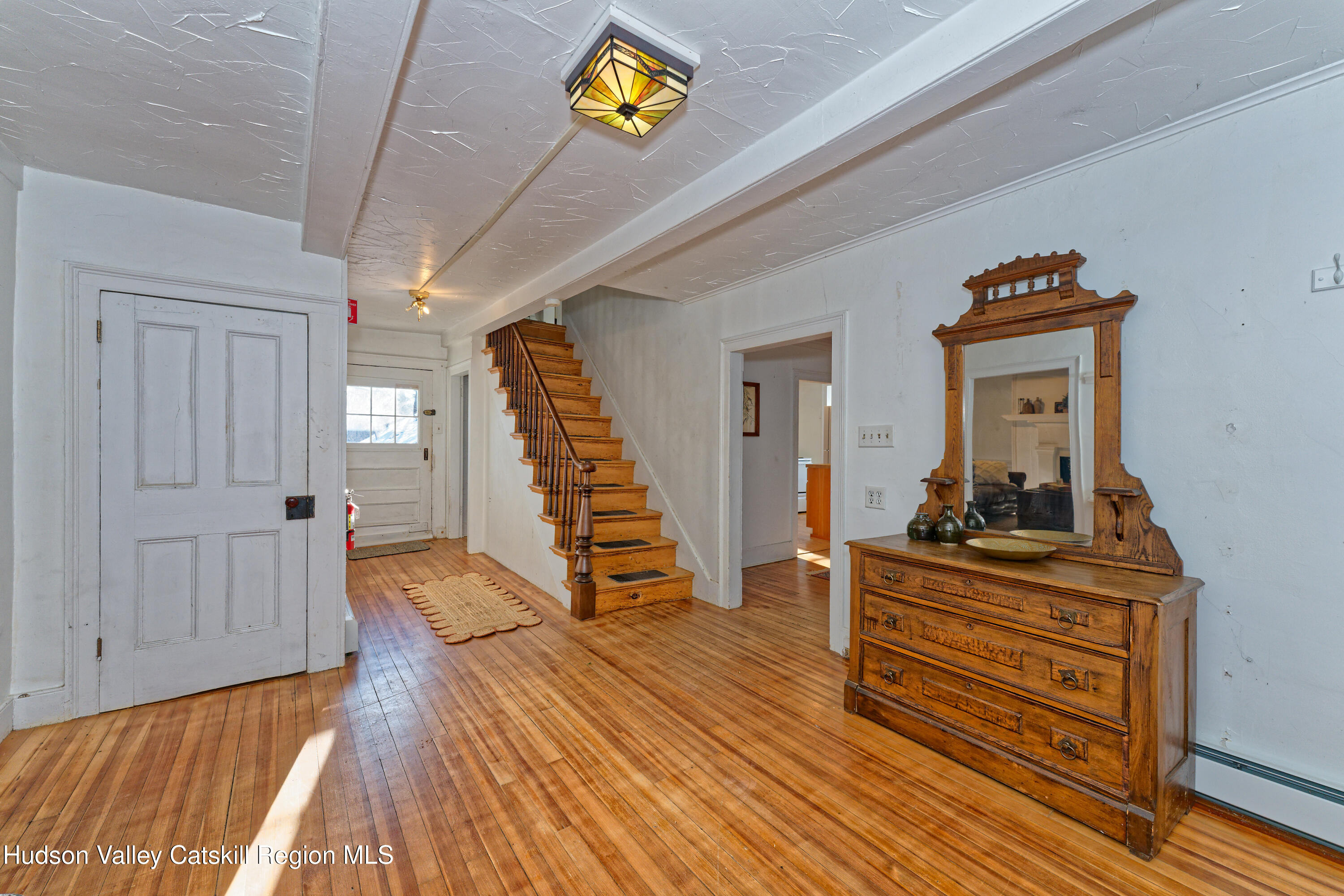 3953-3955 Highway 209 Stone Ridge, NY 12484 - Photo 3 of 69 2 Entryway 2