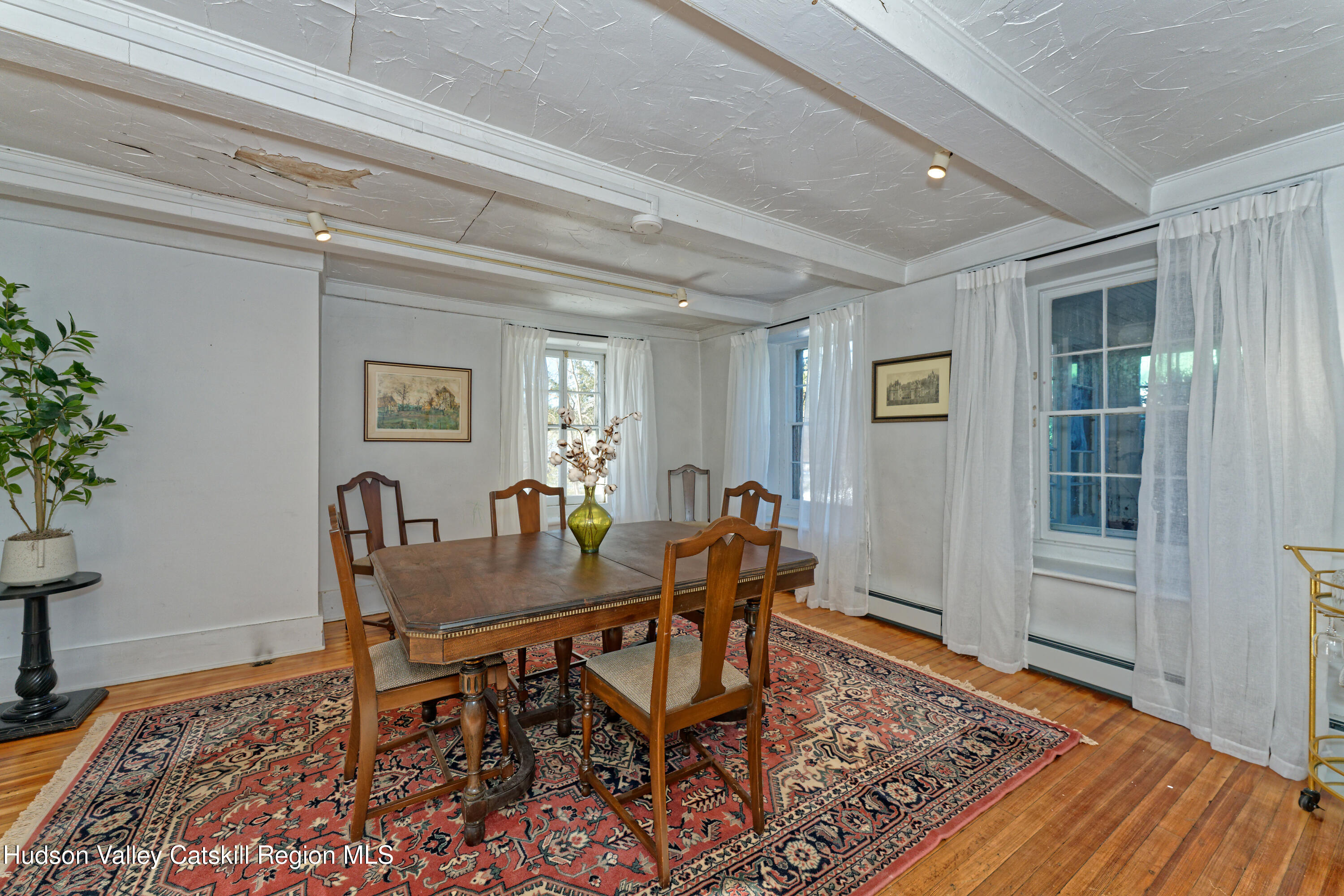 3953-3955 Highway 209 Stone Ridge, NY 12484 - Photo 6 of 69 4 Diningroom 2