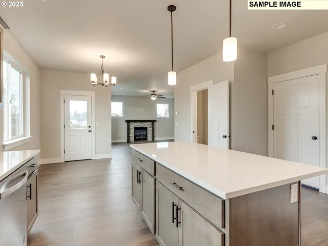 $624,900 | 798 Northeast Saling Drive East, Unit 89, Estacada, OR 97023