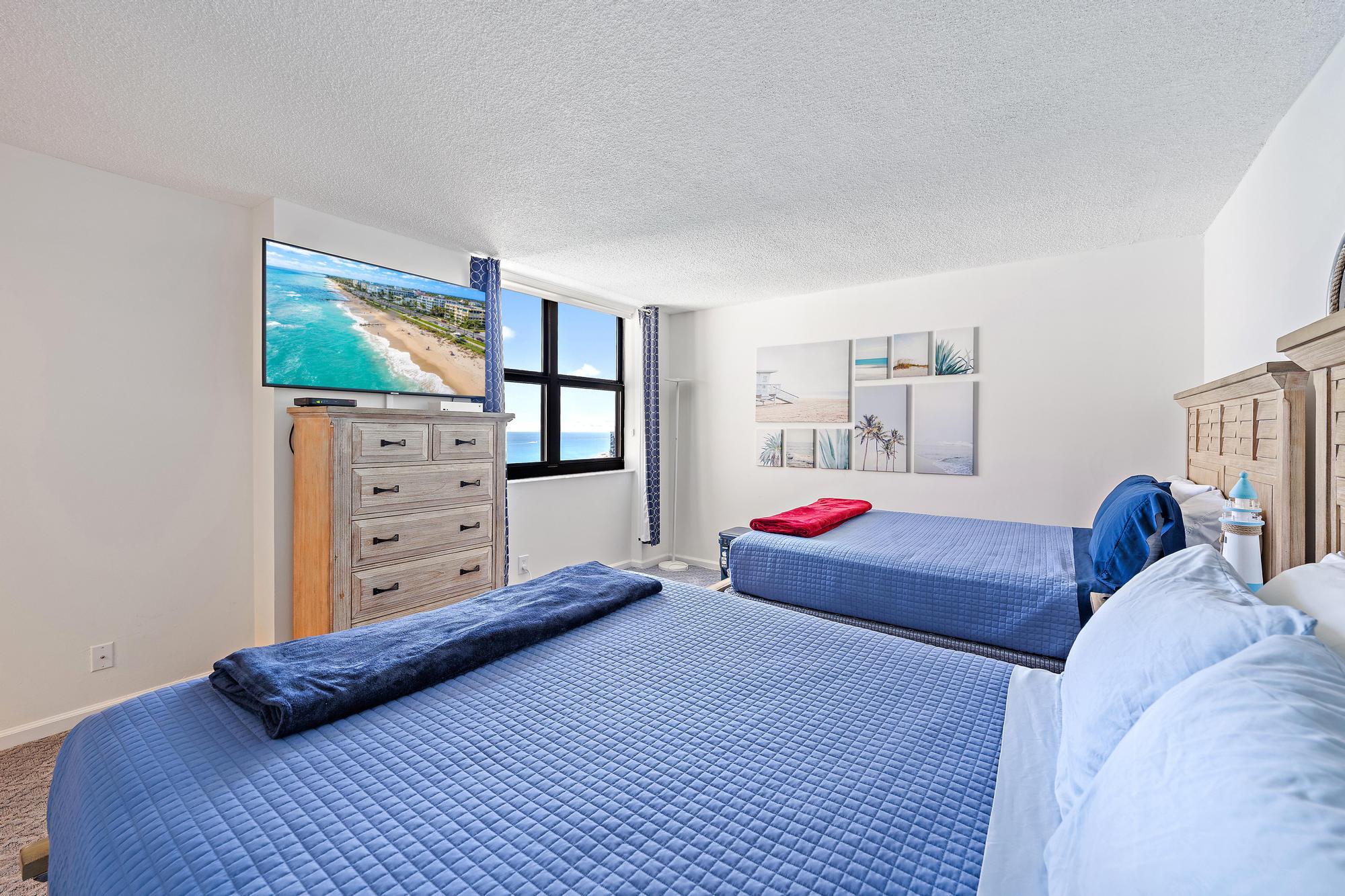 5420 North Ocean Drive, Unit PH2 Riviera Beach, FL 33404 - Photo 19 of 34 Bedroom #2