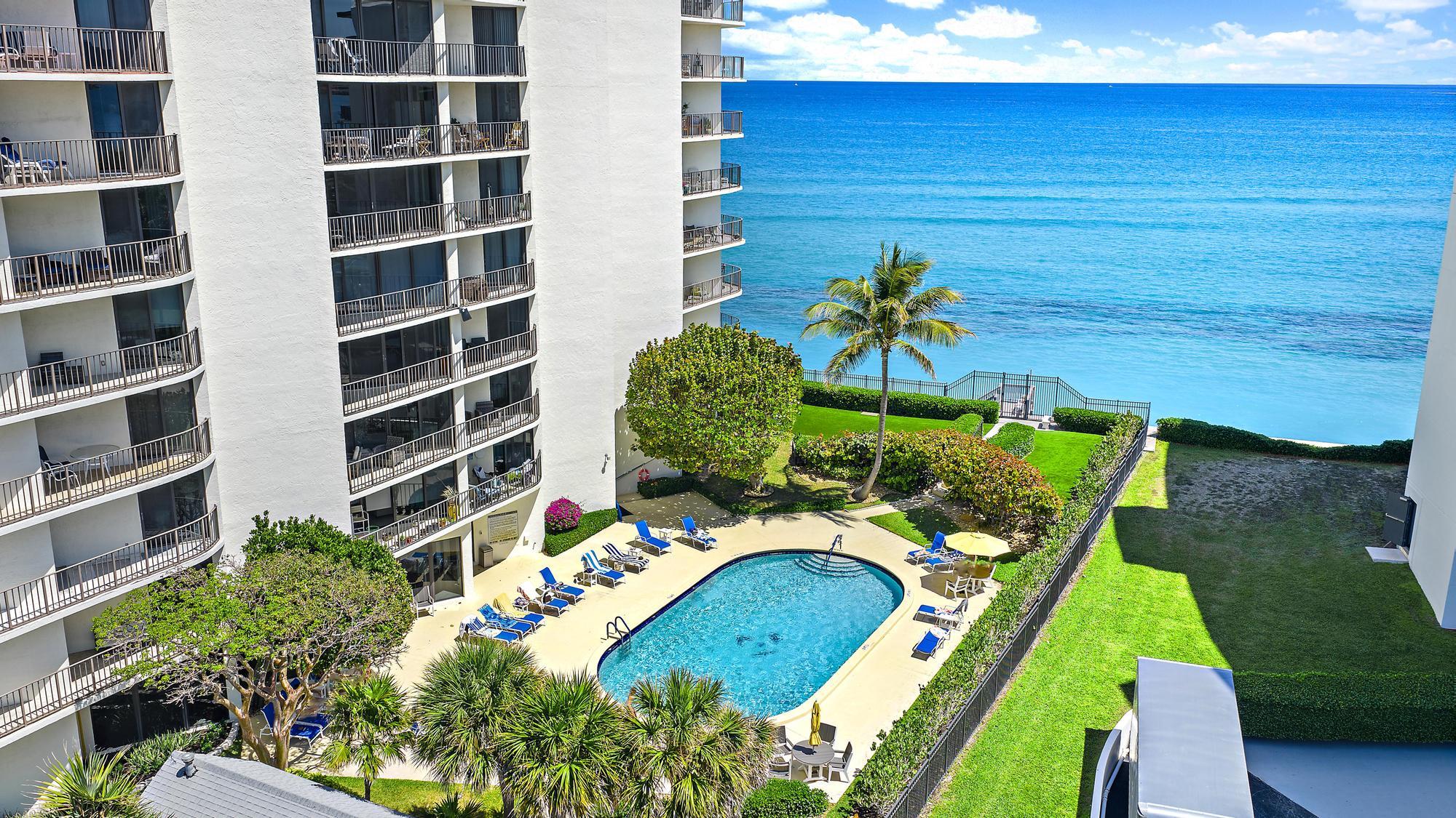 5420 North Ocean Drive, Unit PH2 Riviera Beach, FL 33404 - Photo 31 of 34 5420 N Ocean Drive PH2