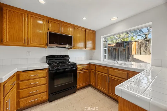 $3,000 | 2211 Ascot Street, Corona, CA 92879