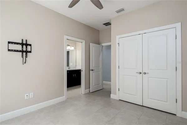 $3,000 | 10413 Highland Park Place, Palmetto, FL 34221