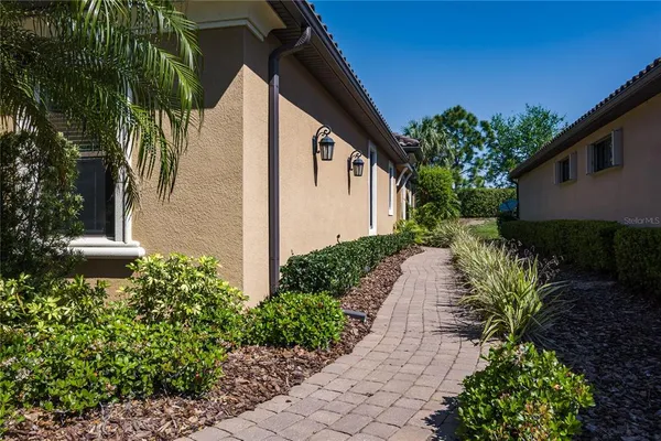 $3,000 | 10413 Highland Park Place, Palmetto, FL 34221