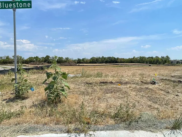 $35,000 | 2600 North Bluestone Circle, Andover, KS 67002