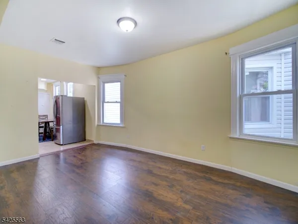 $3,900 | 52 Amherst Street, East Orange, NJ 07018