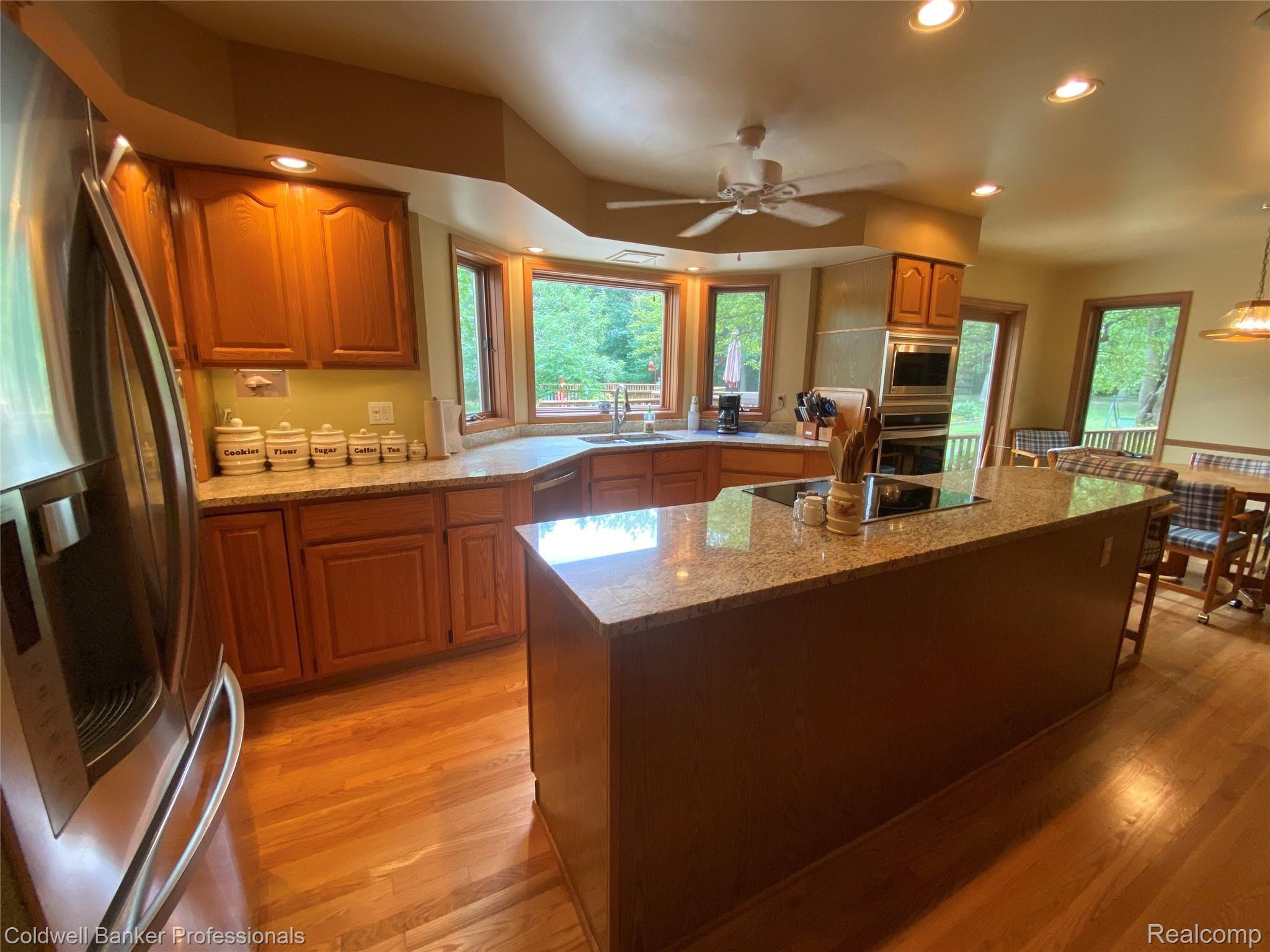 1235 Lake Nepessing Road Lapeer, MI 48446 - Photo 14 of 55 2D876617-E2F9-4A2C-BEF1-0299B8ADF1AB.jpeg