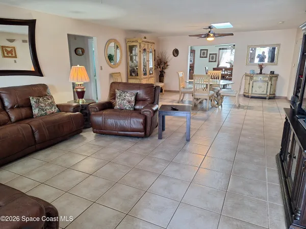 $2,245 | 289 Ellwood Avenue, Satellite Beach, FL 32937