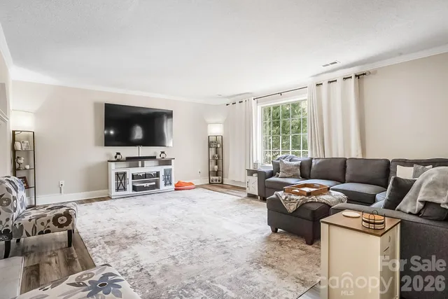 $379,000 | 167 South Main Street, Richburg, SC 29729