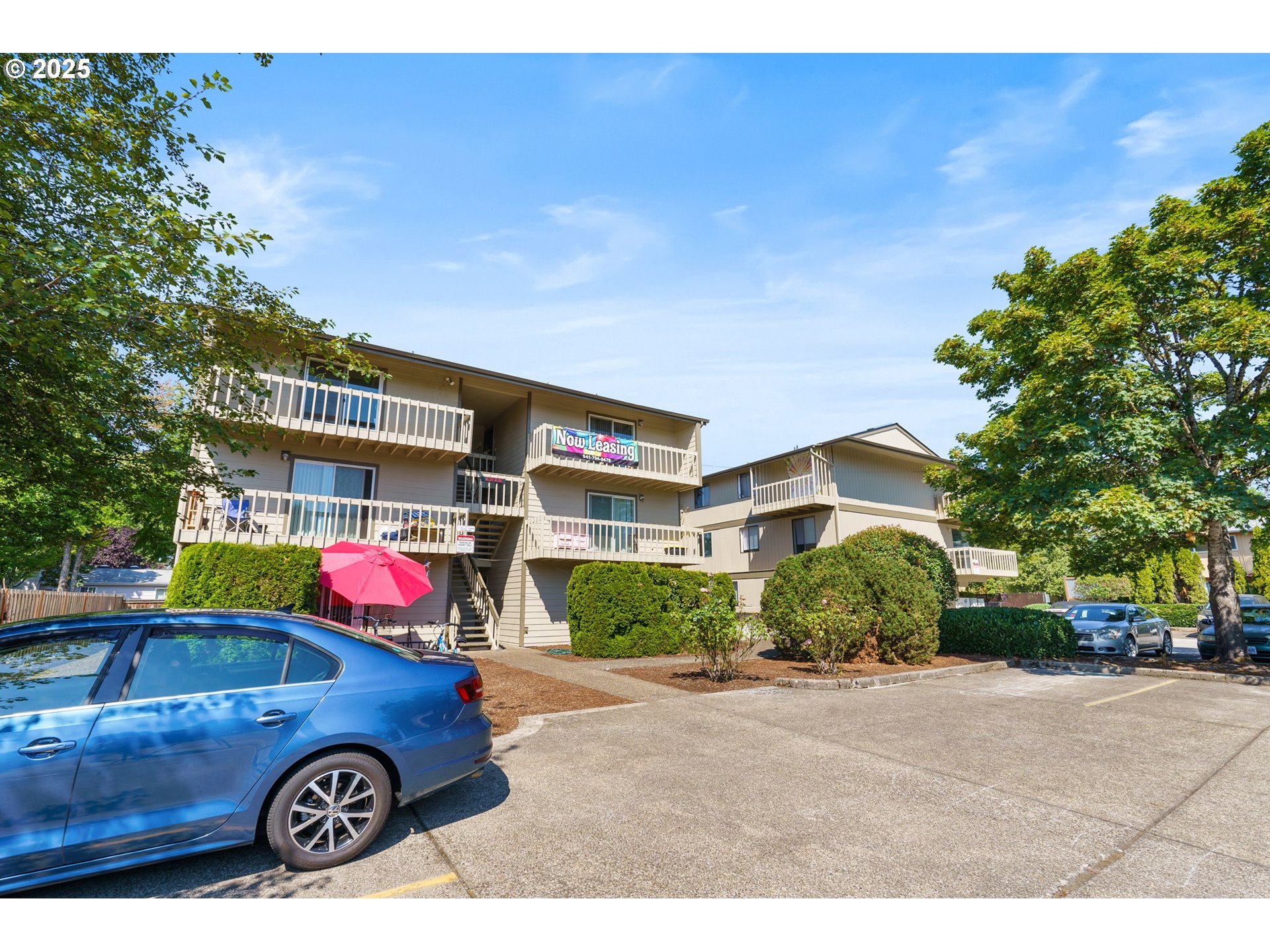1230 Northwest 23rd Street Corvallis, OR 97330 - Photo 2 of 17 a front view of a building with garden