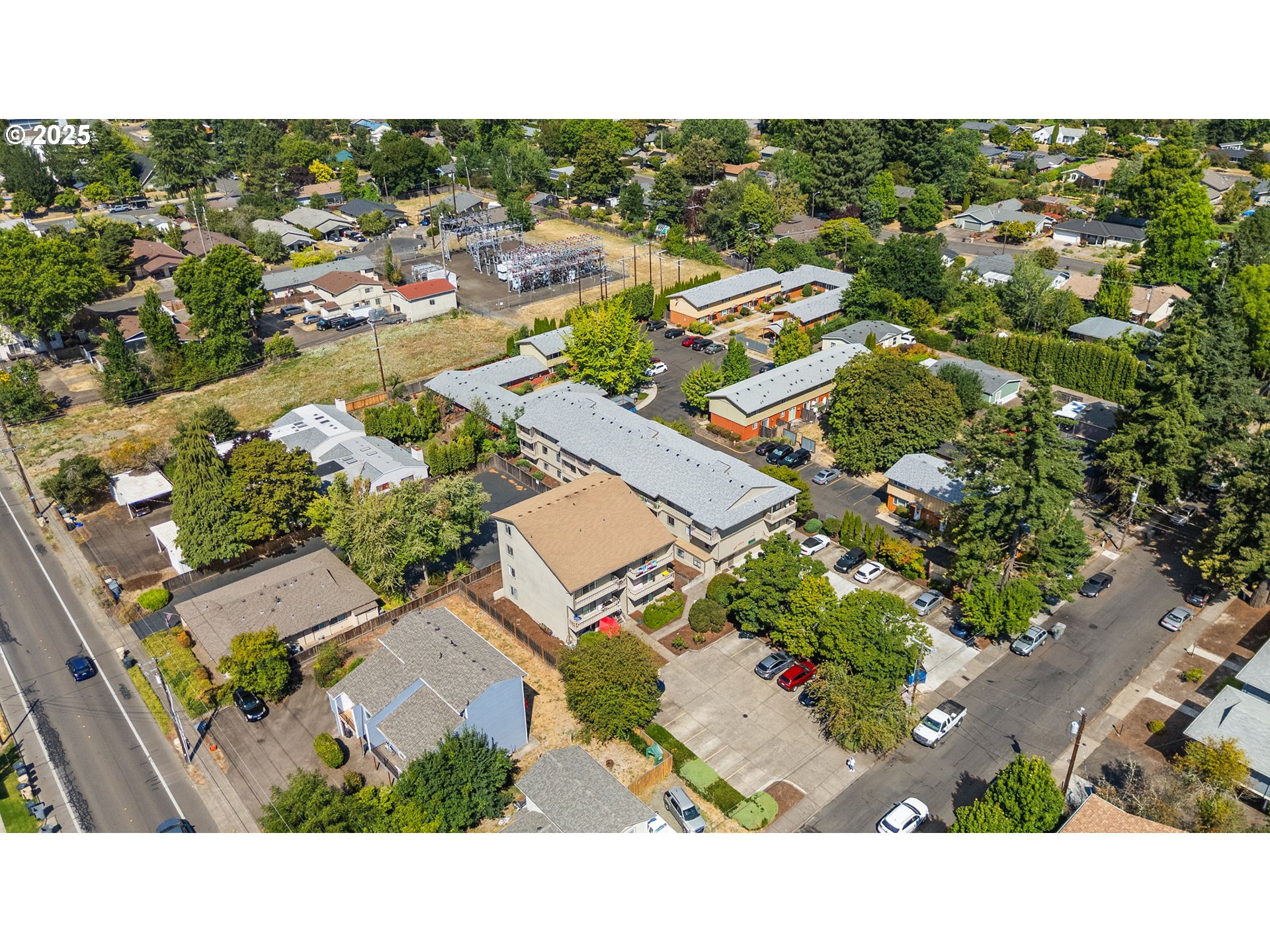 1230 Northwest 23rd Street Corvallis, OR 97330 - Photo 6 of 17 a view of a city