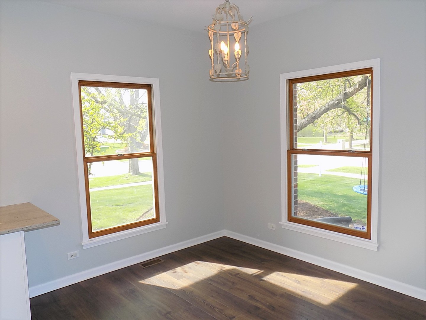 26W475 Churchill Road Winfield, IL 60190 - Photo 12 of 35 Gallery Image 12