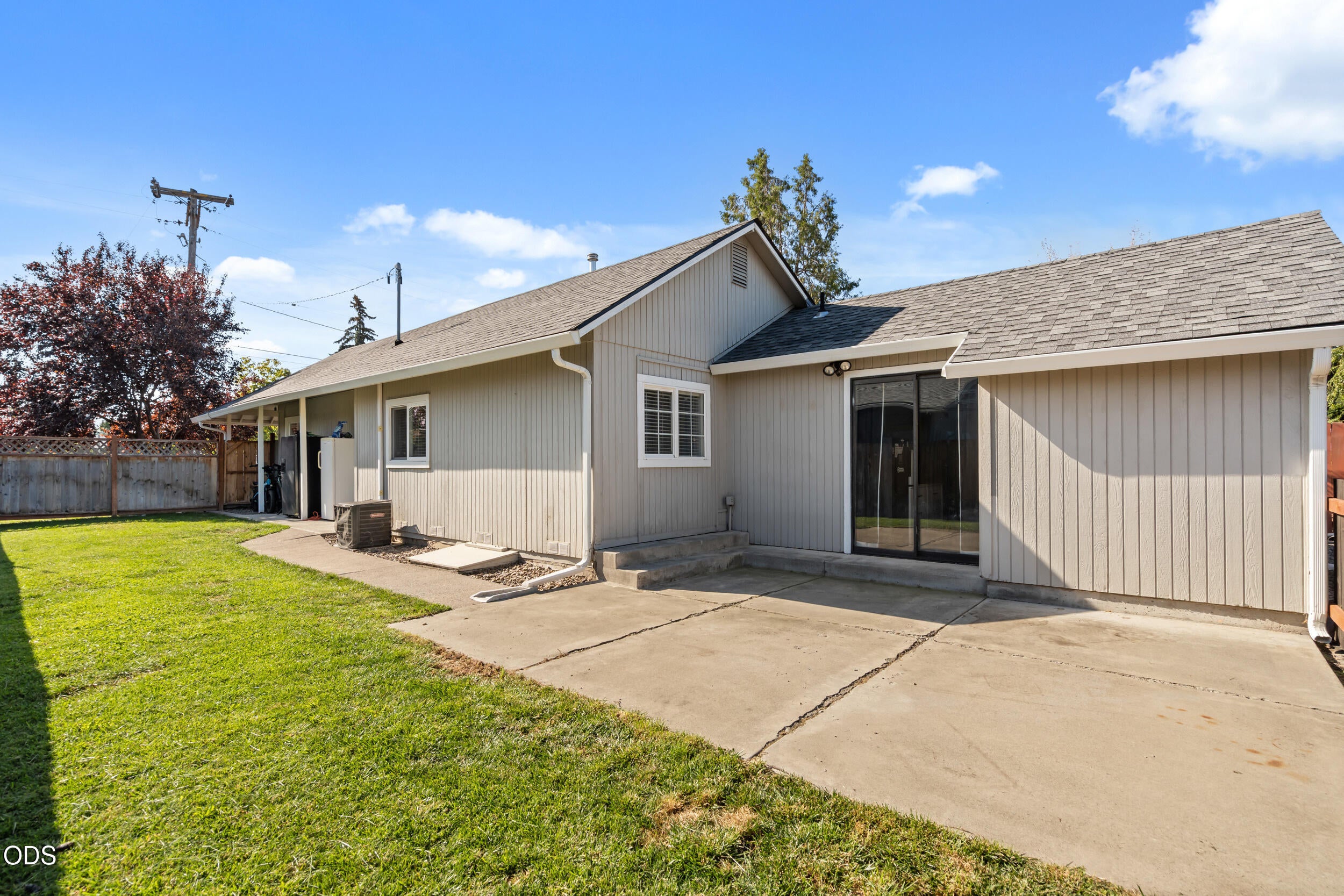 761 Hazel Street Central Point, OR 97502 - Photo 19 of 31 Gallery Image 19