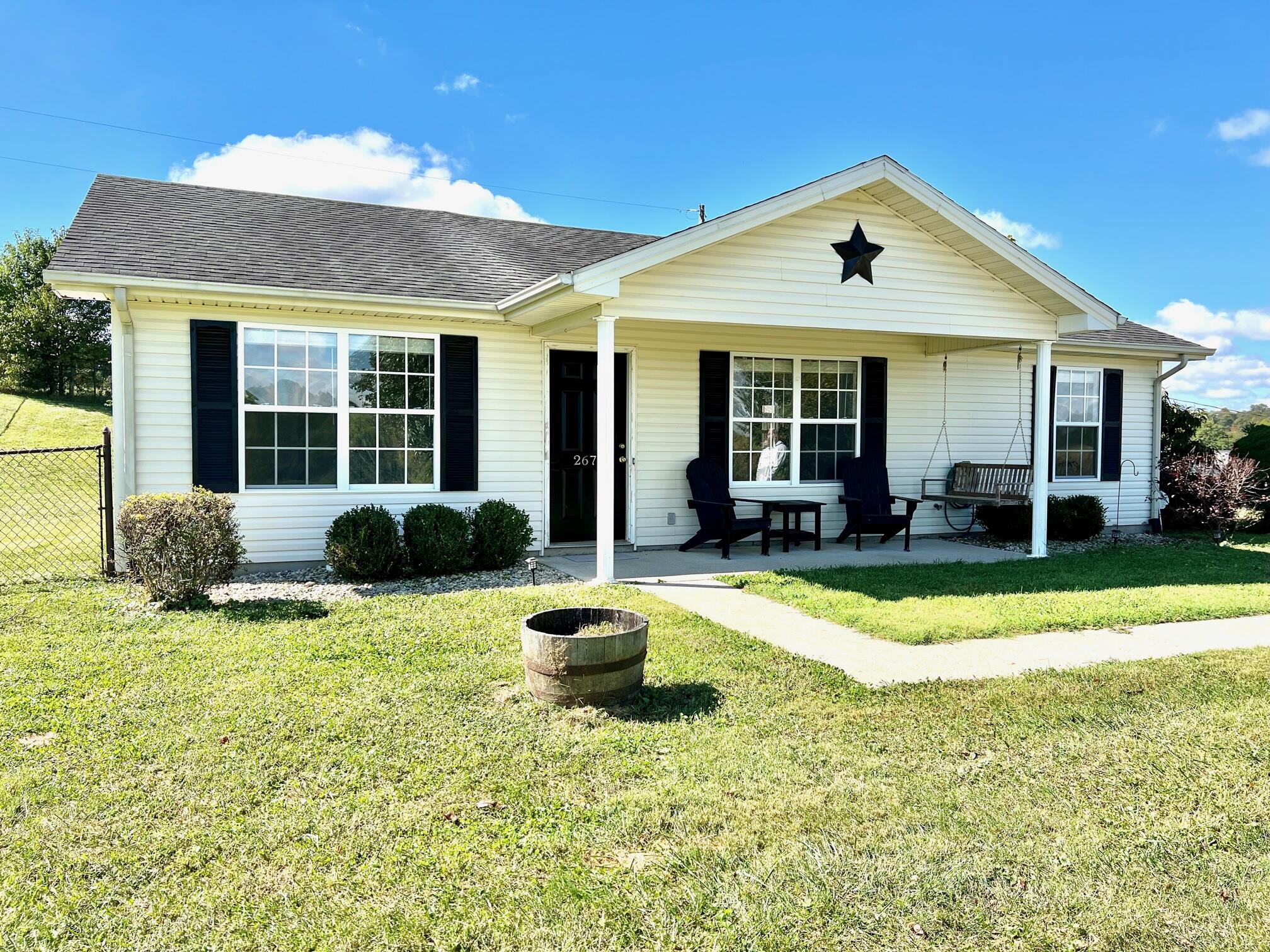 2670 Van Thompson Road Mount Sterling, KY 40353 - Photo 2 of 42 IMG_5899