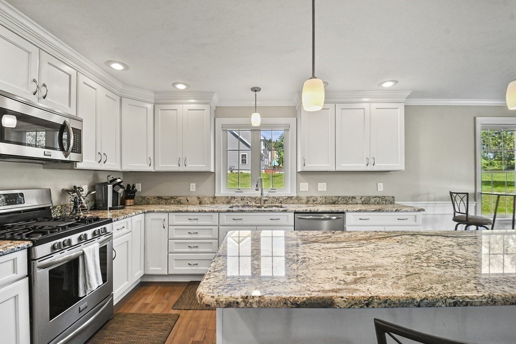 291 Pearl Hill Road Fitchburg, MA 01420 - Photo 11 of 39