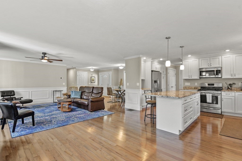 291 Pearl Hill Road Fitchburg, MA 01420 - Photo 15 of 40