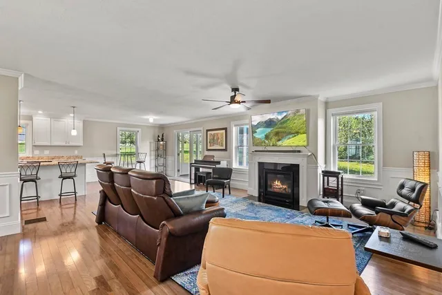 $650,000 | 291 Pearl Hill Road, Fitchburg, MA 01420