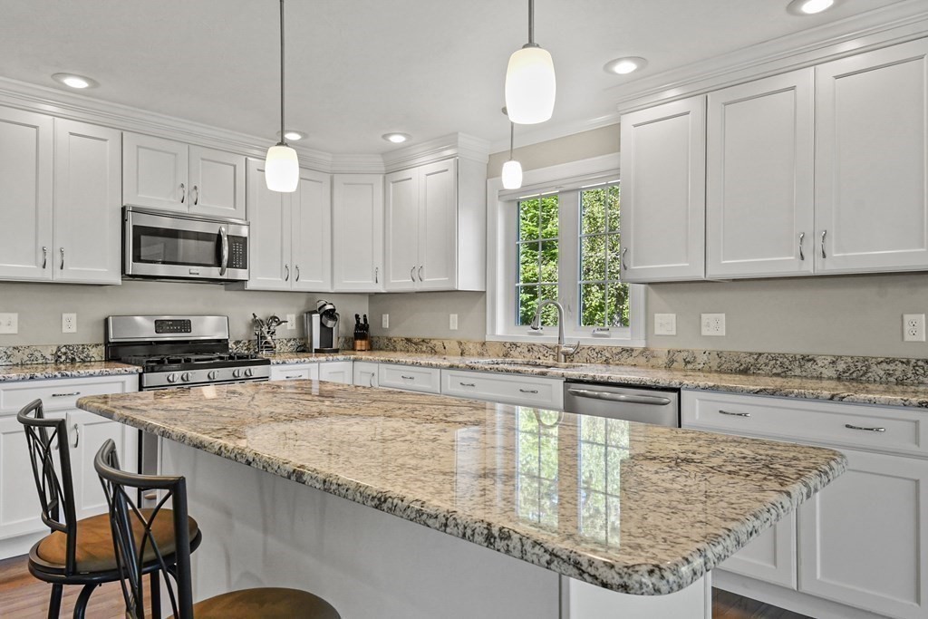 291 Pearl Hill Road Fitchburg, MA 01420 - Photo 10 of 39