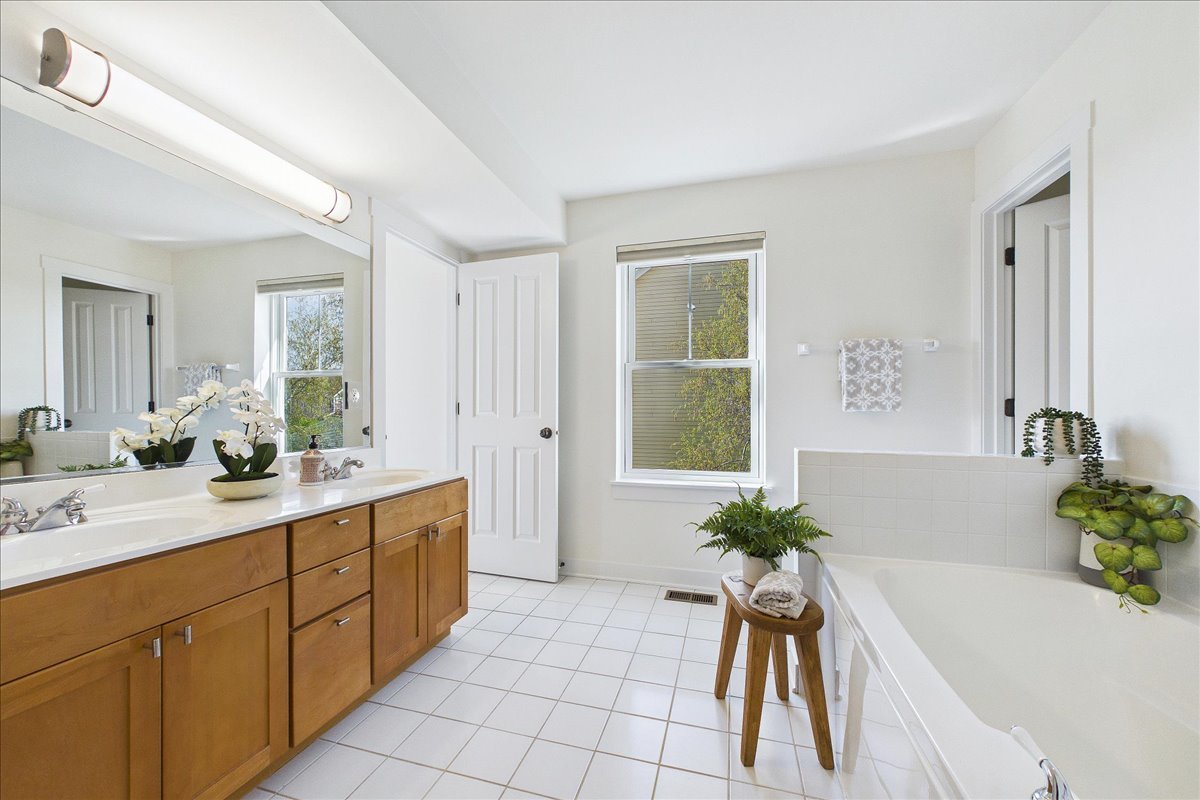 884 Blazing Star Road Grayslake, IL 60030 - Photo 17 of 37