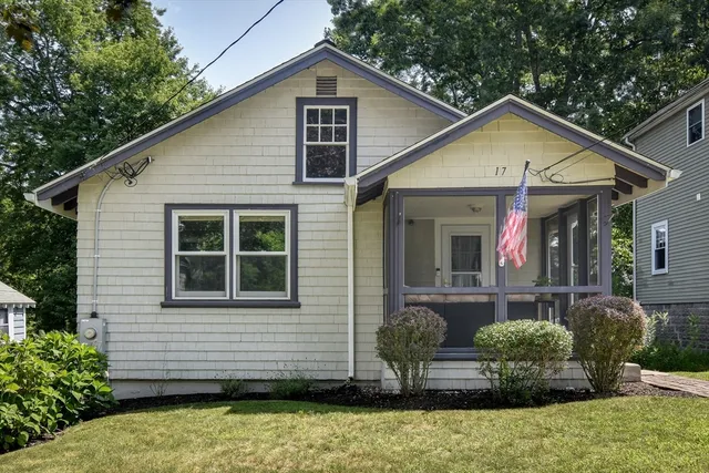 $700,000 | 17 Overbrook Terrace, Natick, MA 01760