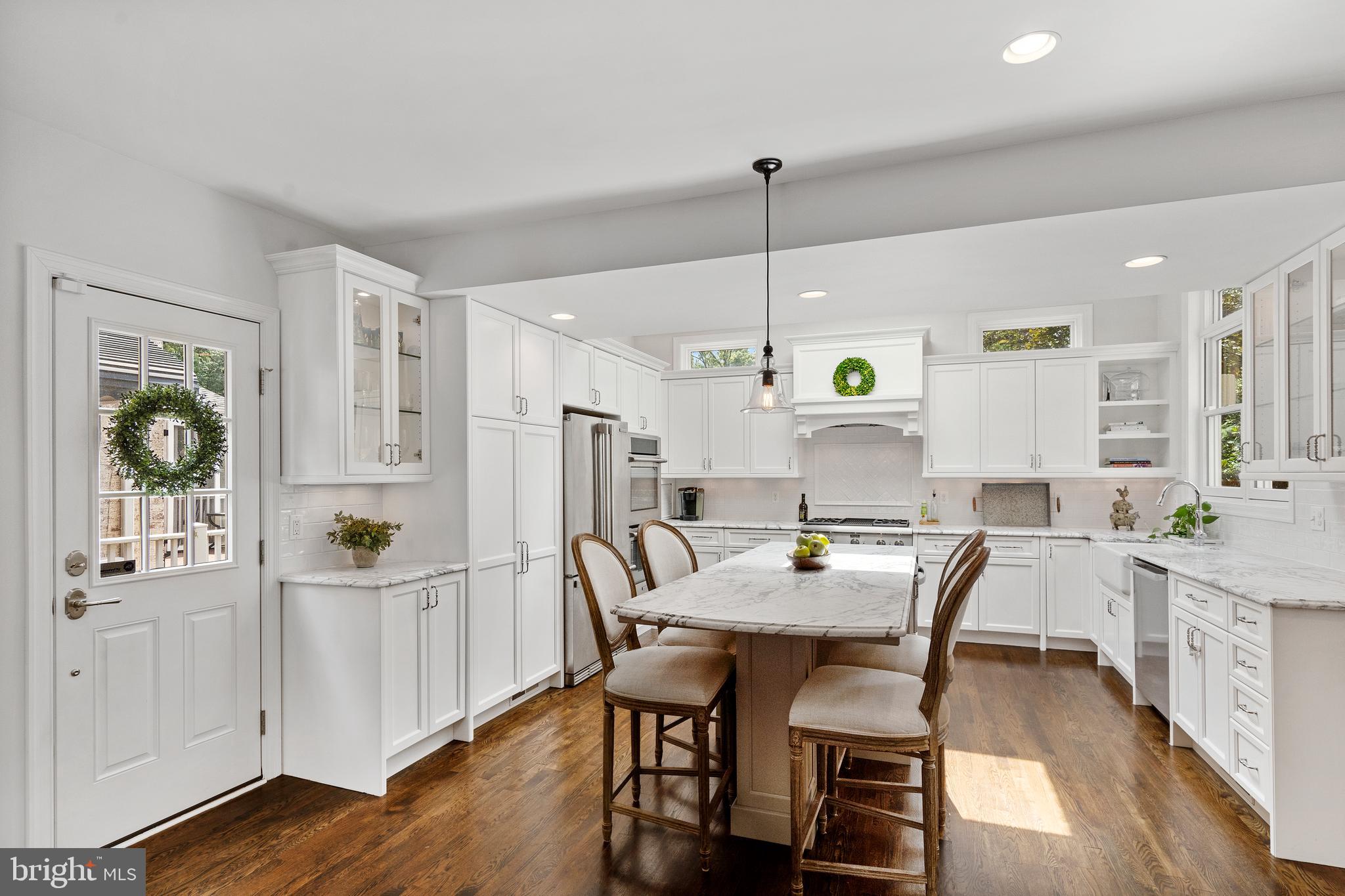 4764 Reservoir Road Northwest Washington, DC 20007 - Photo 11 of 32 Gourmet Kitchen