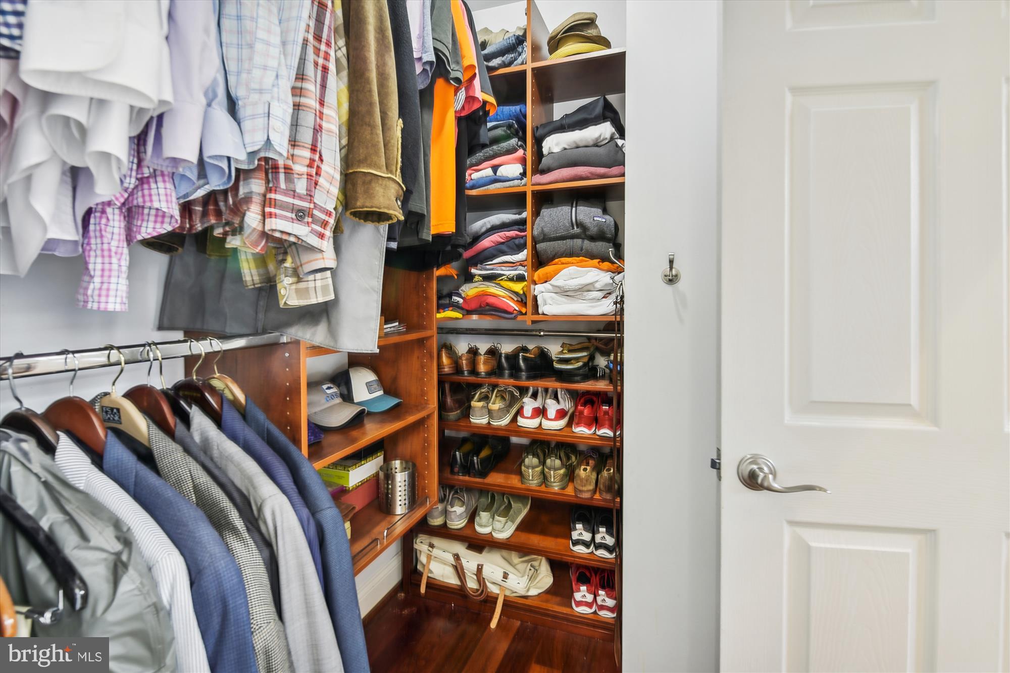 1401 Jackson Street Baltimore, MD 21230 - Photo 24 of 58 First walk in closet for primary bedroom