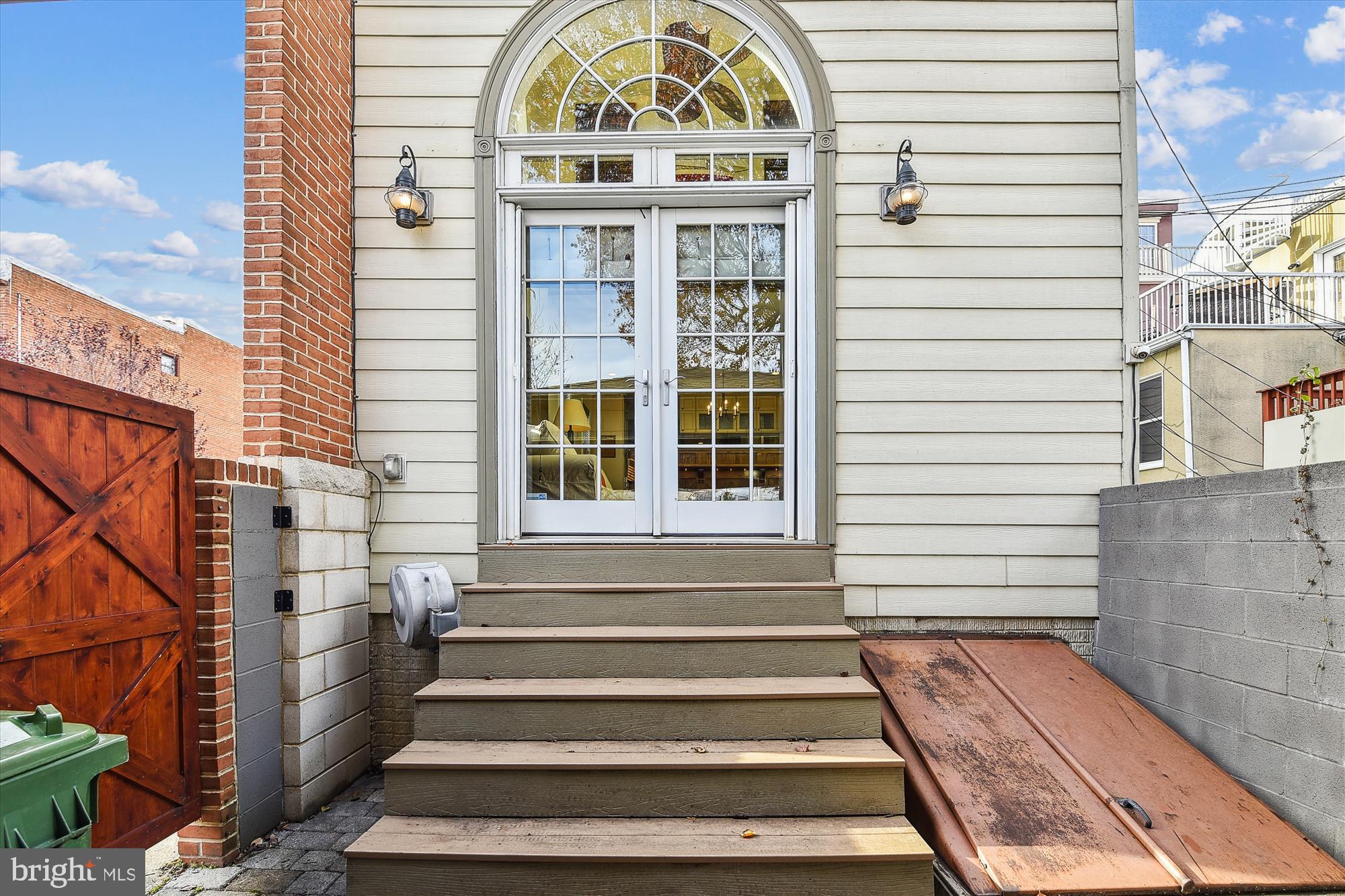1401 Jackson Street Baltimore, MD 21230 - Photo 48 of 58 Side entrance from garage