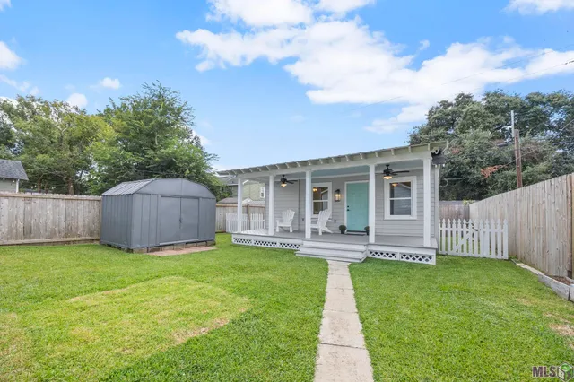 $379,000 | 728 Steele Boulevard, Baton Rouge, LA 70806
