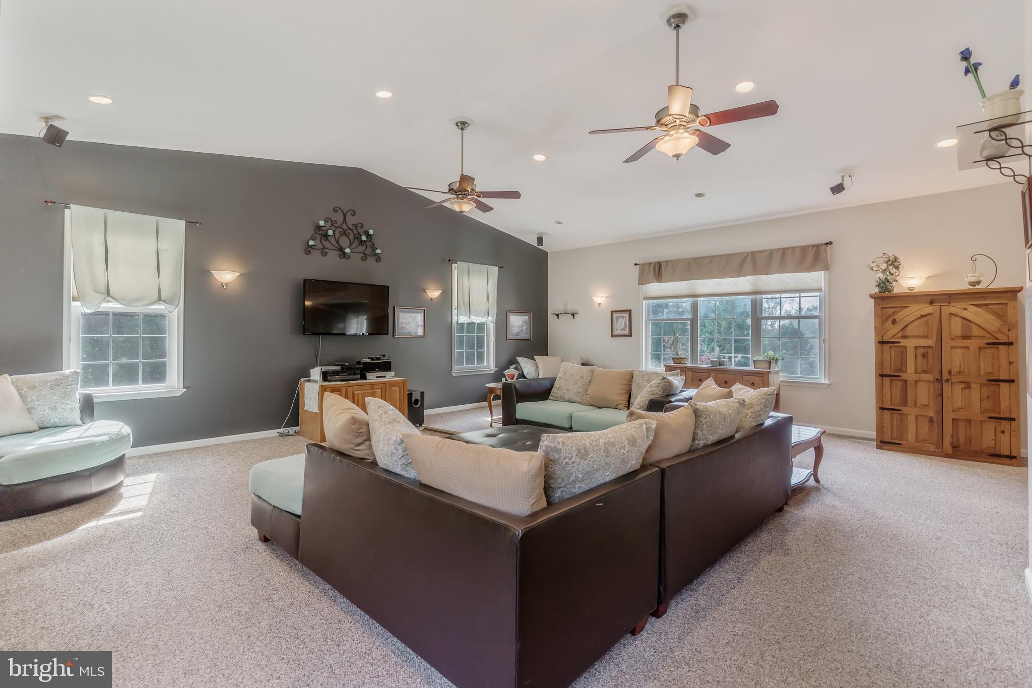 3250 Holland Cliffs Road Huntingtown, MD 20639 - Photo 8 of 48 Imagine Entertaining Here!