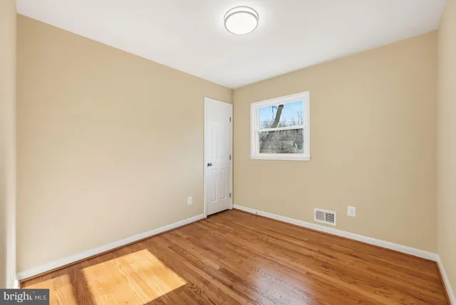 $3,350 | 9422 Mauck Court, Fairfax, VA 22032