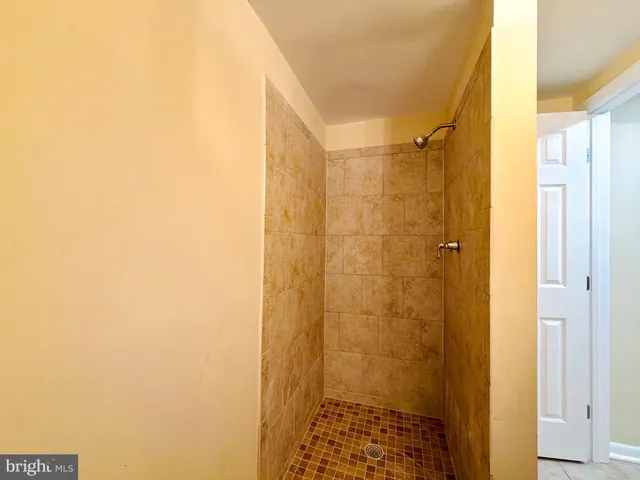 $3,400 | 9422 Mauck Court, Fairfax, VA 22032