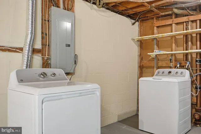 $3,350 | 9422 Mauck Court, Fairfax, VA 22032