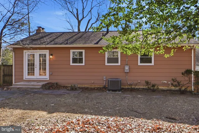 $3,350 | 9422 Mauck Court, Fairfax, VA 22032