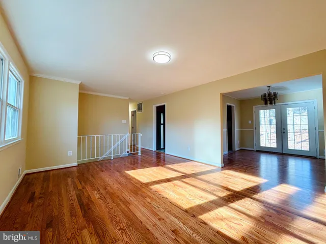 $3,400 | 9422 Mauck Court, Fairfax, VA 22032