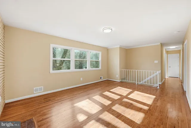 $3,350 | 9422 Mauck Court, Fairfax, VA 22032