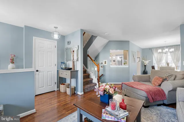 $335,000 | 204 Finch Way, Newark, DE 19702