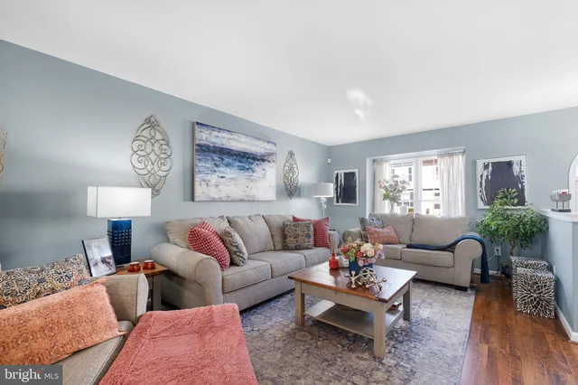 $335,000 | 204 Finch Way, Newark, DE 19702