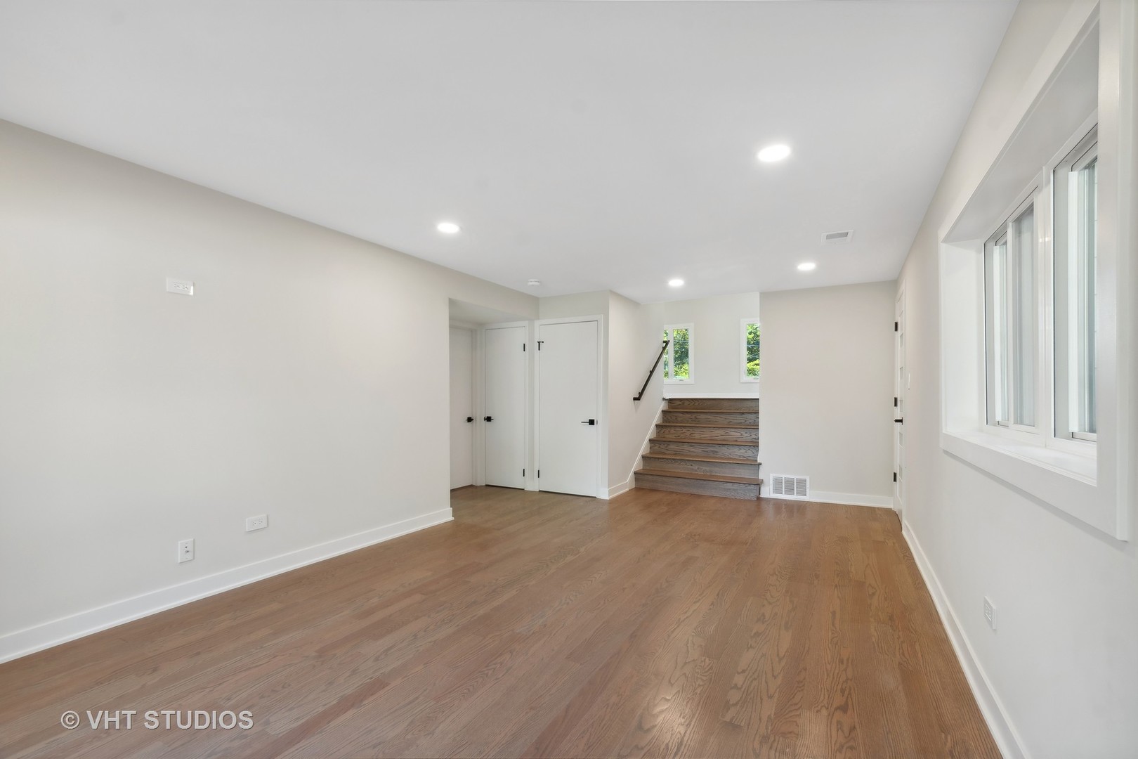 695 Ridge Road Highland Park, IL 60035 - Photo 14 of 23 a view of empty room with wooden floor