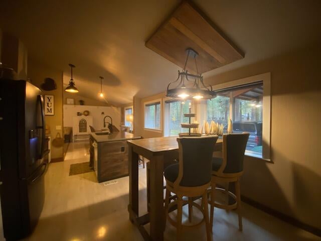 16913 Downey Road Bend, OR 97707 - Photo 13 of 34 Eating area