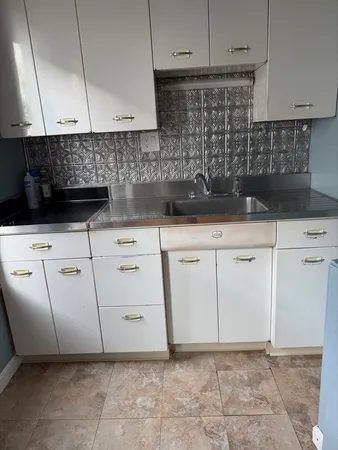 $1,900 | 29 Boardman Street, Unit 2, Worcester, MA 01606