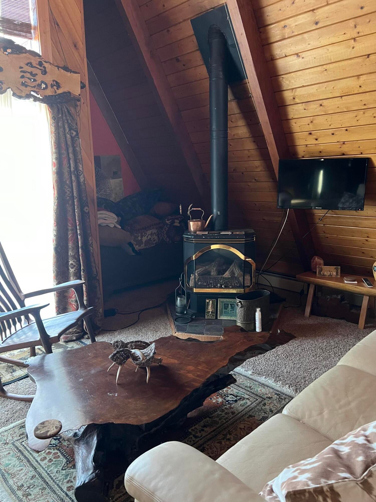 9841 Hunters Ridge Road Gaylord, MI 49735 - Photo 11 of 41 Gallery Image 11
