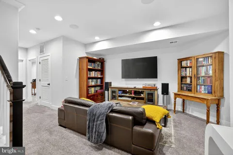 $1,650,000 | 611 North Columbus Street, Alexandria, VA 22314