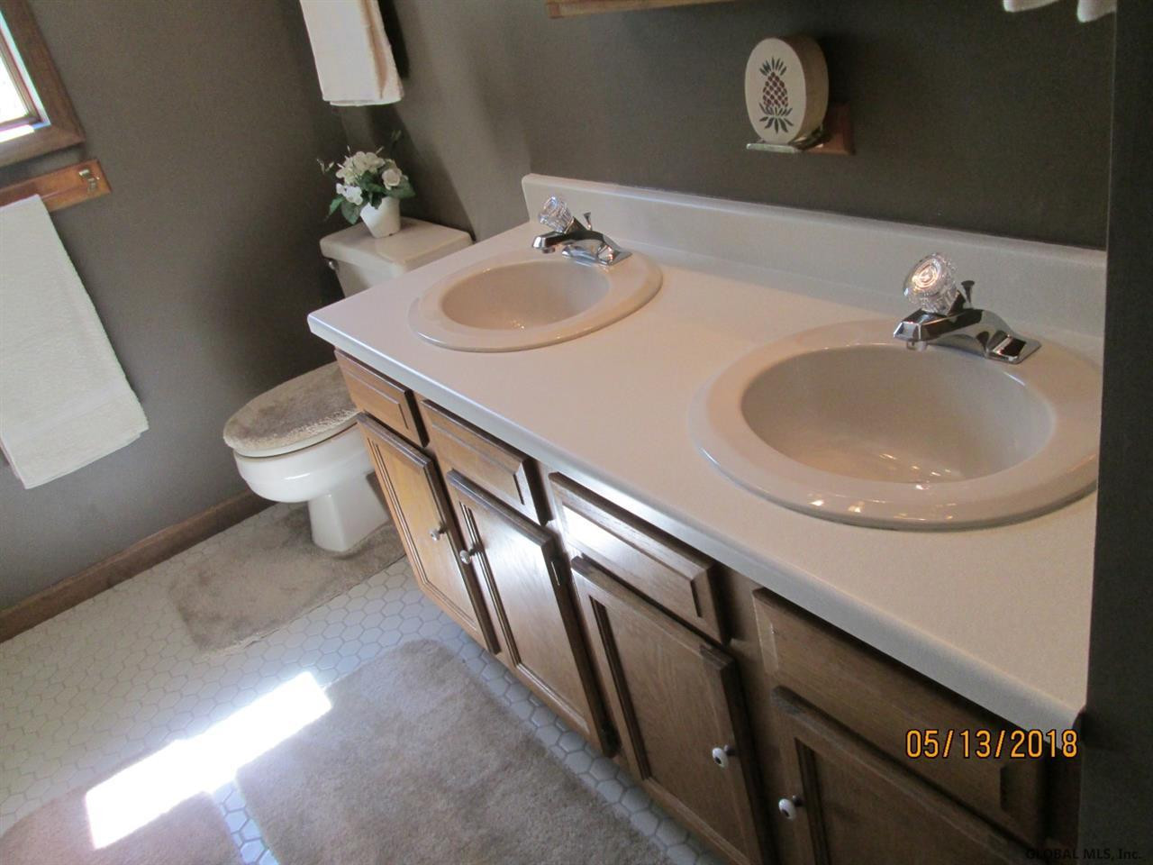 17 Heather Ridge Road Poestenkill, NY 12018 - Photo 17 of 38 Photo 17