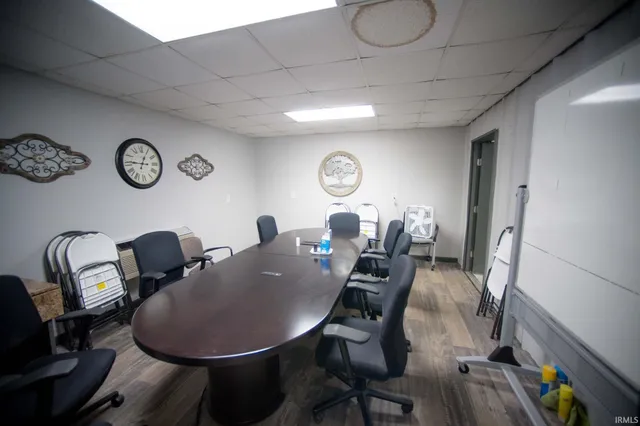 $575,000 | 7362 Russell Drive, Bicknell, IN 47512