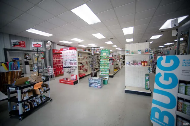 $575,000 | 7362 Russell Drive, Bicknell, IN 47512