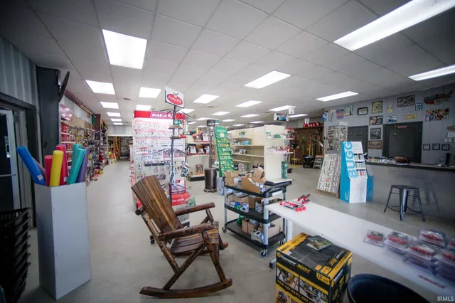 $575,000 | 7362 Russell Drive, Bicknell, IN 47512