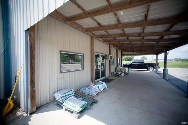 $575,000 | 7362 Russell Drive, Bicknell, IN 47512